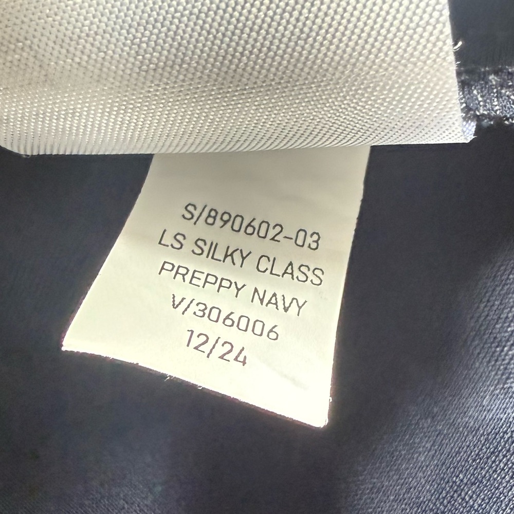 Banana Republic Silky Classic Shirt Button-Up Preppy Navy Size S - Picture 10 of 11